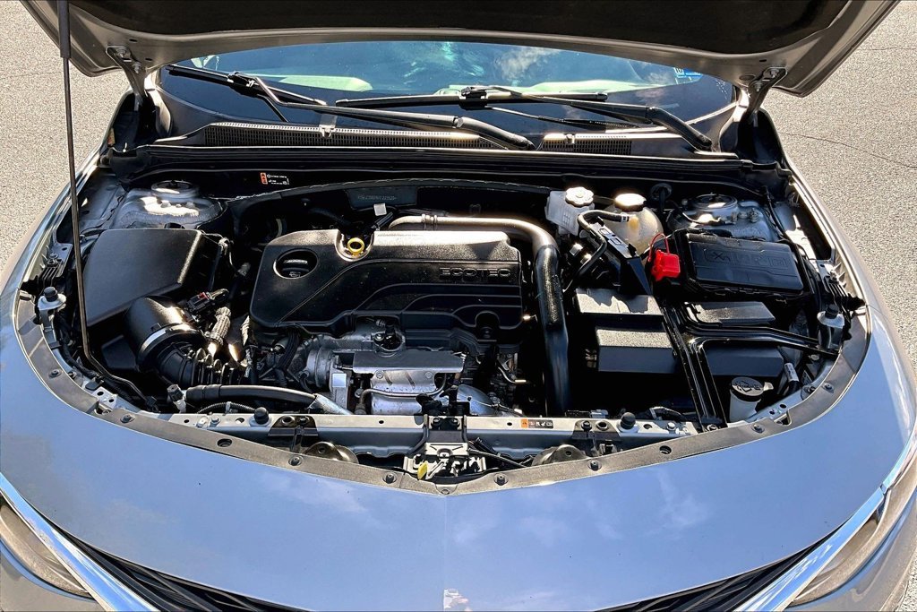 Used 2024 Gray Chevrolet LT image 34
