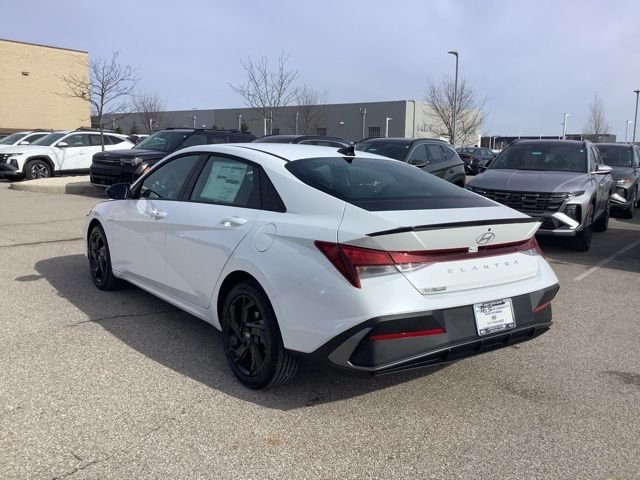 New 2026 White Hyundai SEL Sport image 7