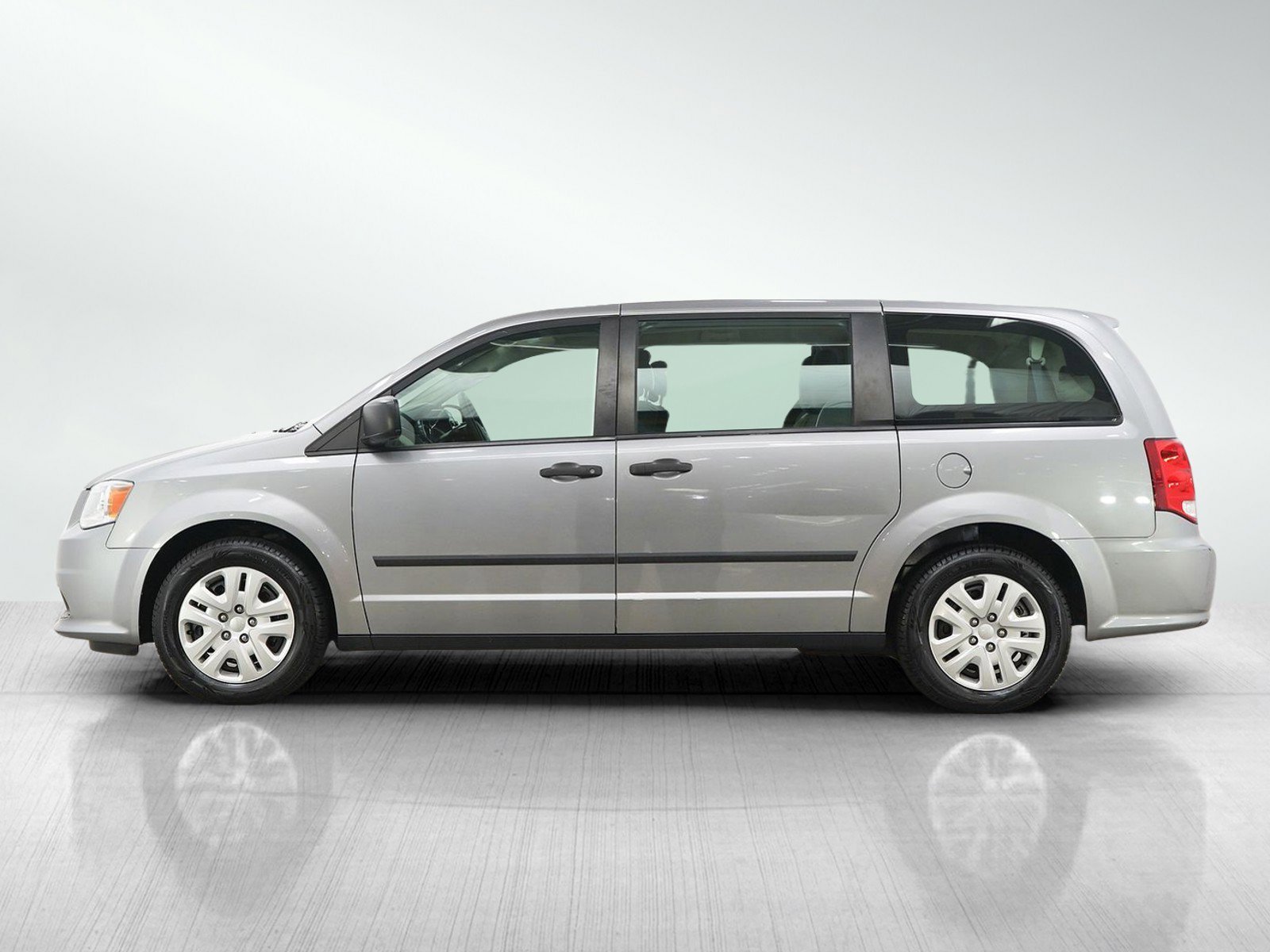 Used 2015 Dodge Grand Caravan American Value Package with VIN 2C4RDGBG4FR723993 for sale in Burnsville, Minnesota
