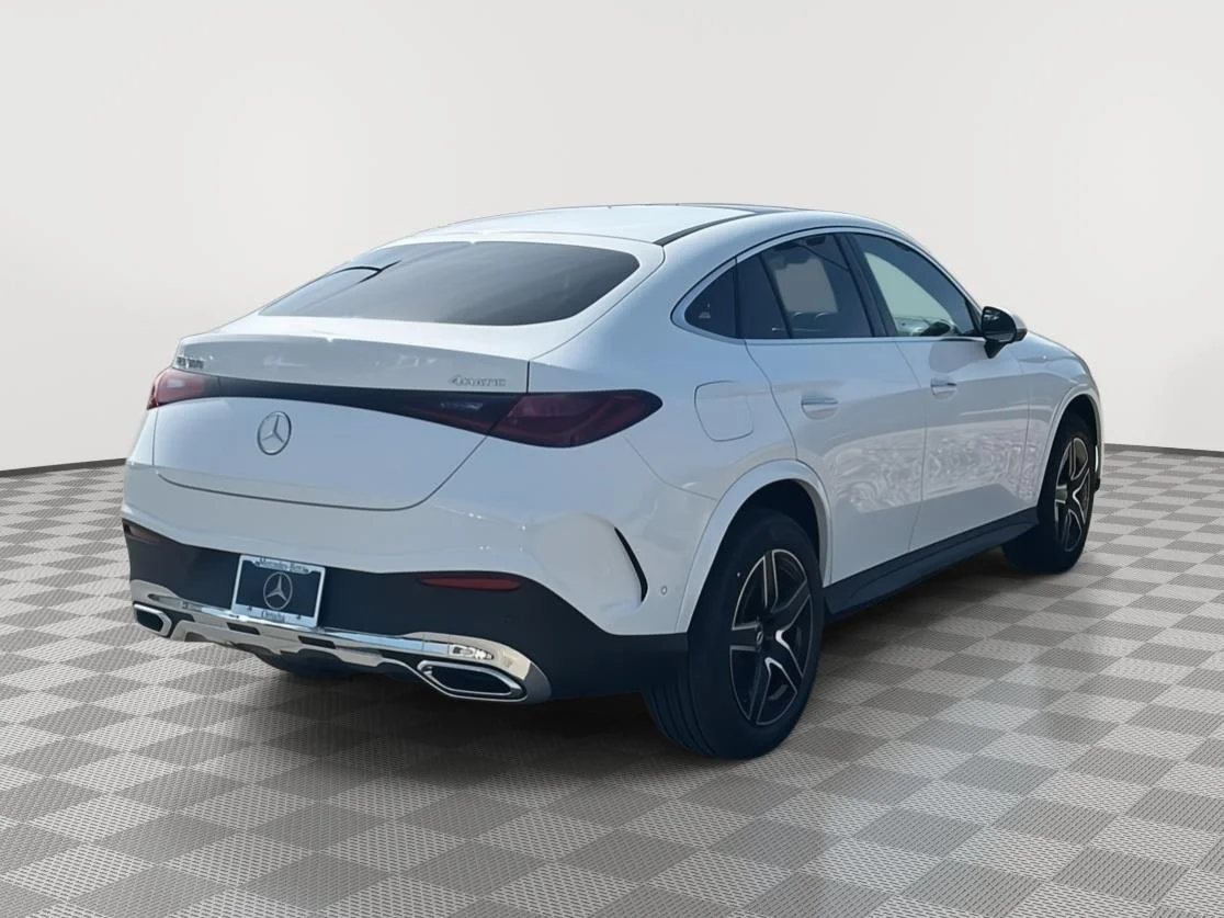 New 2026 Polar White Mercedes-Benz GLC 300 image 3