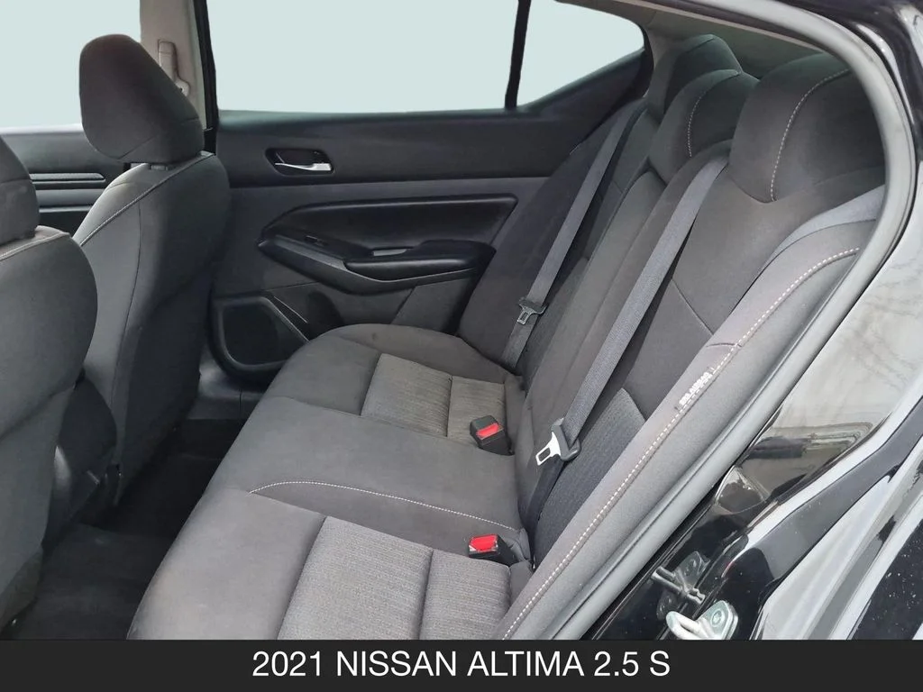 Used 2021 Black Nissan 2.5 S image 16