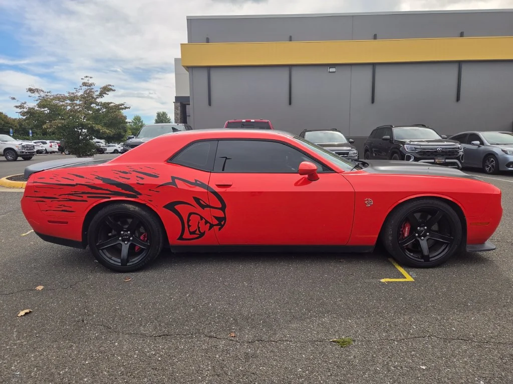Used 2019 Orange Dodge SRT Hellcat image 8