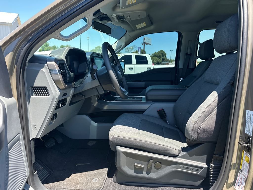 New 2026 Marsh Gray Ford XLT image 9