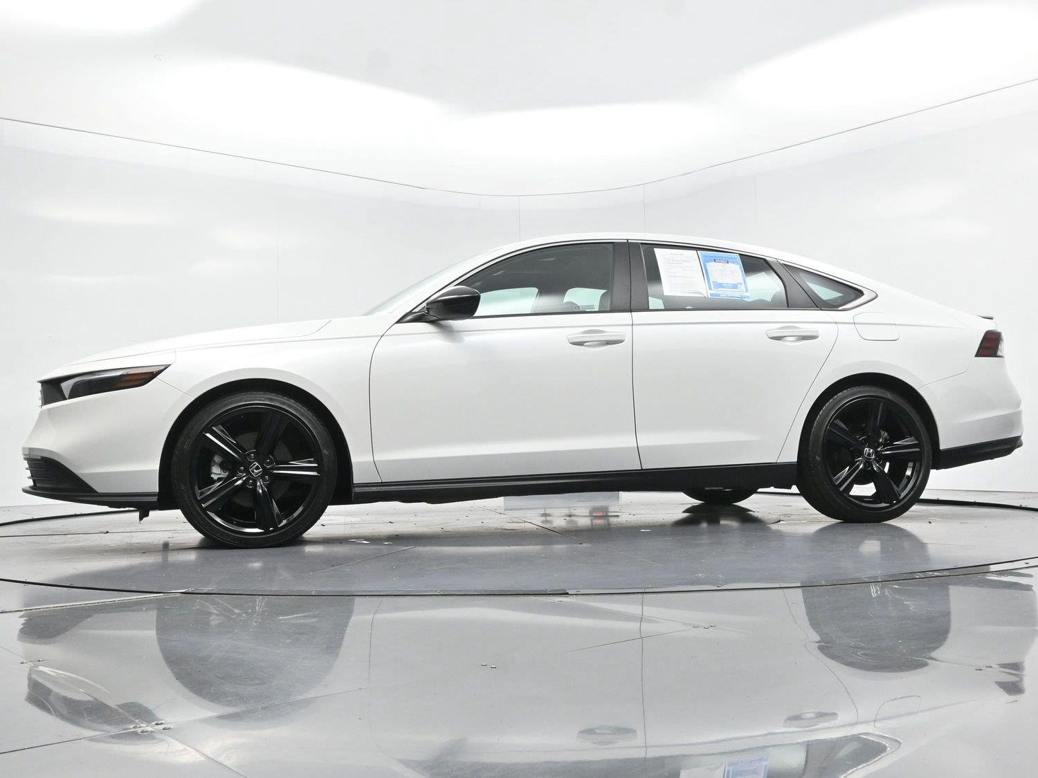 Used 2024 Platinum White Pearl Honda Sport image 52