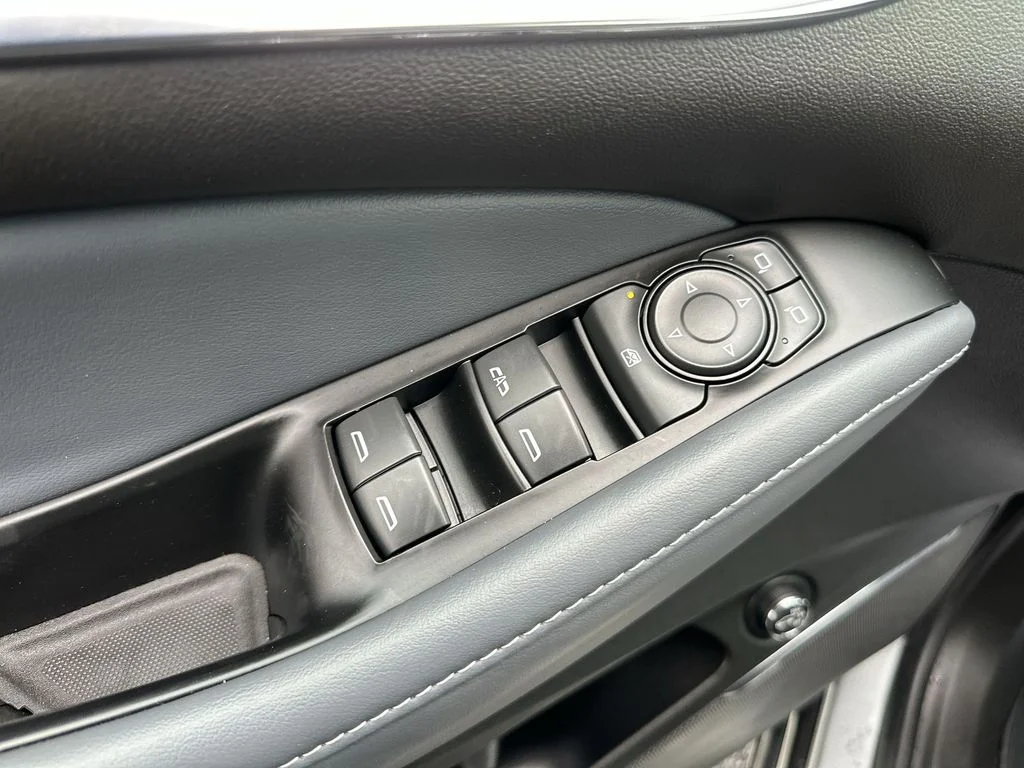 Used 2024 Gray Buick Essence image 13