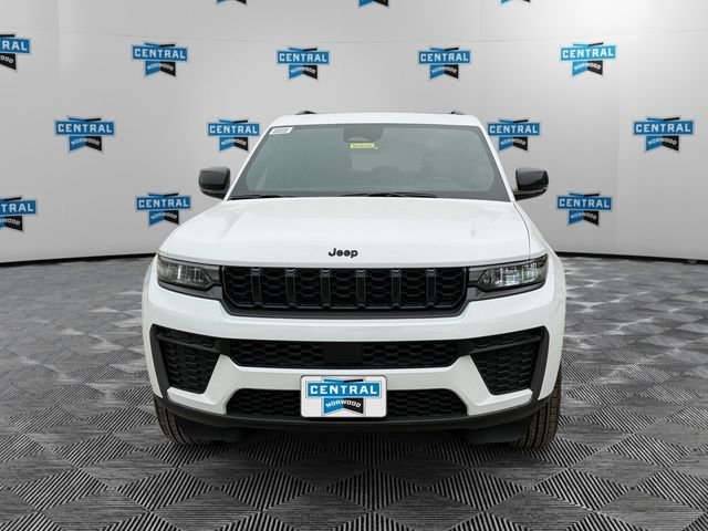 New 2026 Bright White Clear-Coat Exterior Paint Jeep Altitude image 8