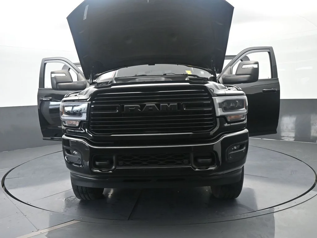 Used 2024 Diamond Black Crystal Pearlcoat Ram Laramie image 77