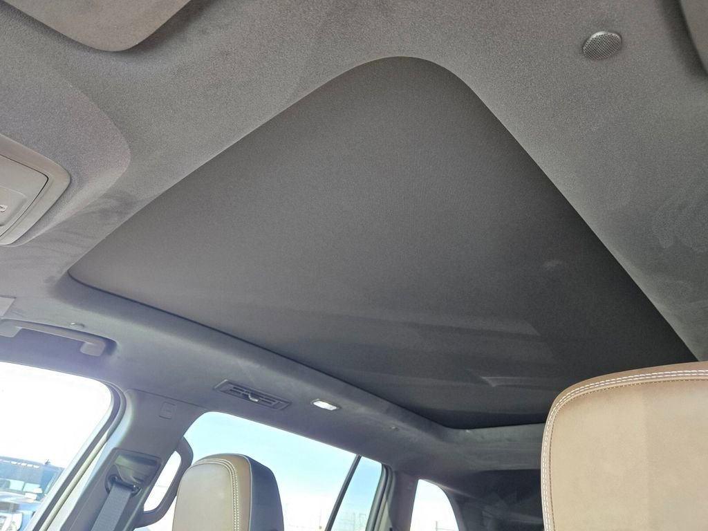 2026 GMC Acadia Denali Ultimate - Photo 7
