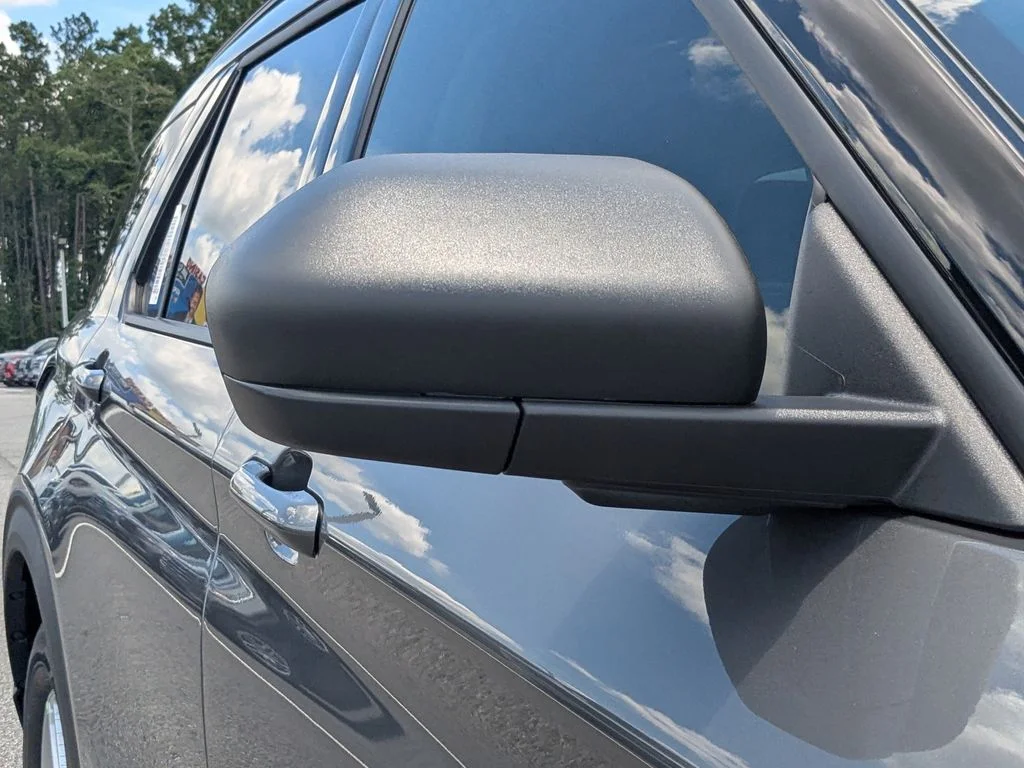 New 2026 Carbonized Gray Metallic Ford Active image 11