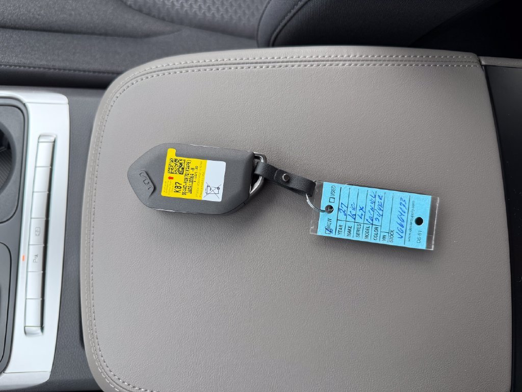 New 2027 Ceramic Silver Kia LX image 32