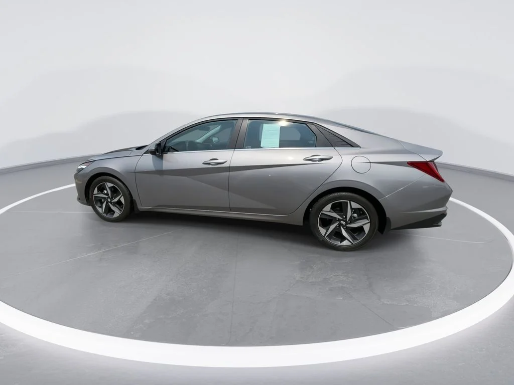 Used 2023 Silver Hyundai Limited image 5