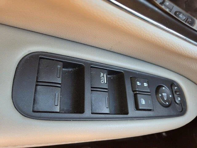 Certified Used 2019 Modern Steel Metallic Honda EX-L image 19