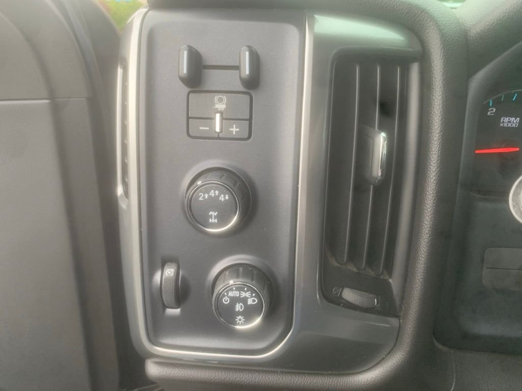 Used 2017 Graphite Metallic Chevrolet LT image 18