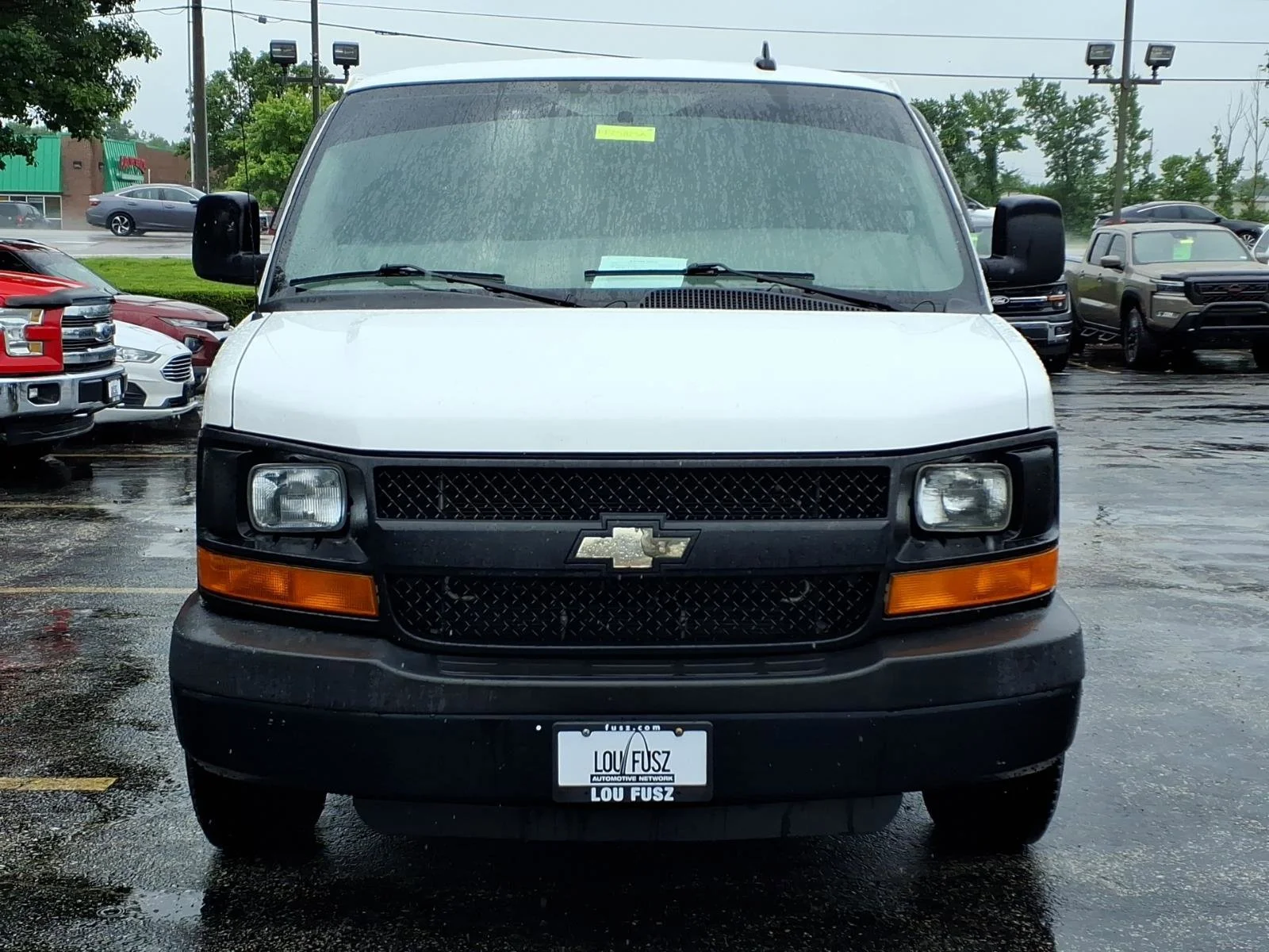 Used 2016 Summit White Chevrolet Paratransit image 33