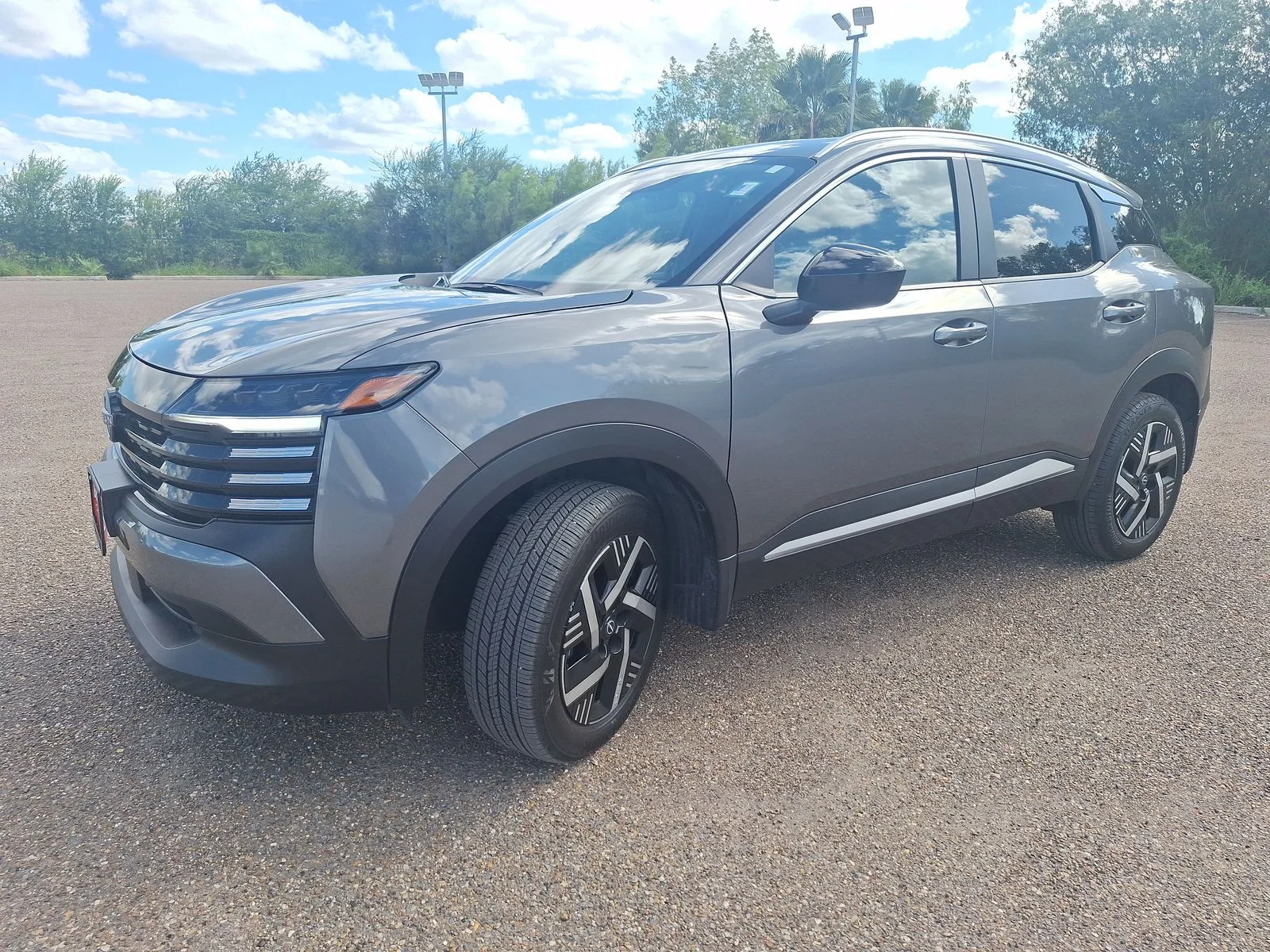 Used 2026 Gray Nissan SV image 3