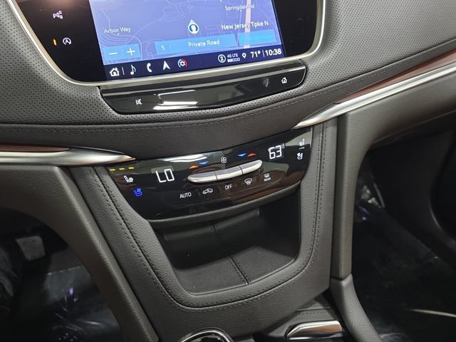 New 2026 Crystal White Tricoat Cadillac Premium Luxury image 21