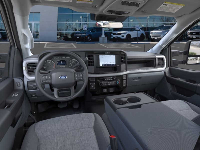 2025 Ford F-550 Super Duty Chassis Cab XL - Photo 10