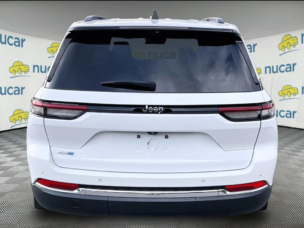 Used 2023 White Jeep 4xe image 3