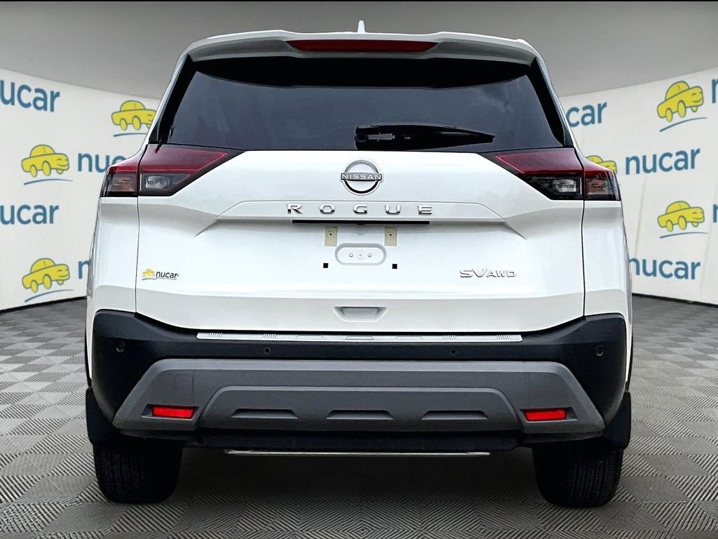Used 2023 White Nissan SV image 5