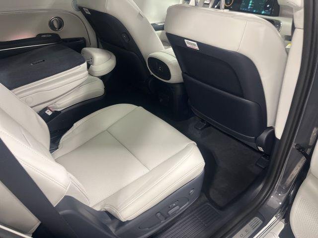 New 2026 Gray Hyundai Calligraphy FWD image 28