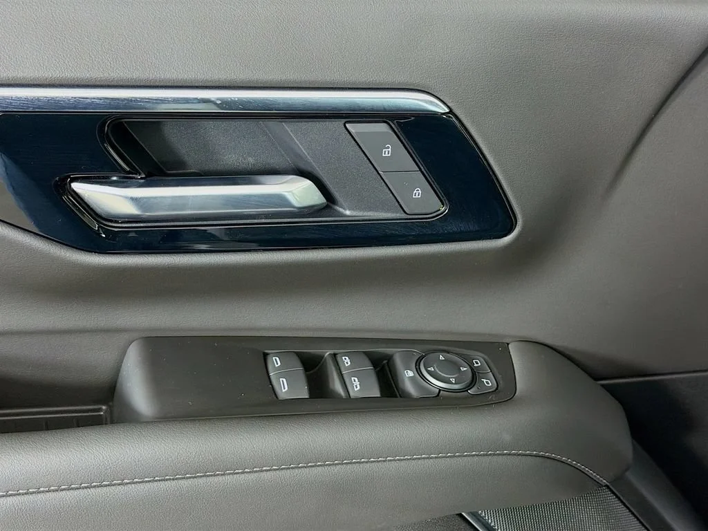 2026 Chevrolet Tahoe LS - Photo 16