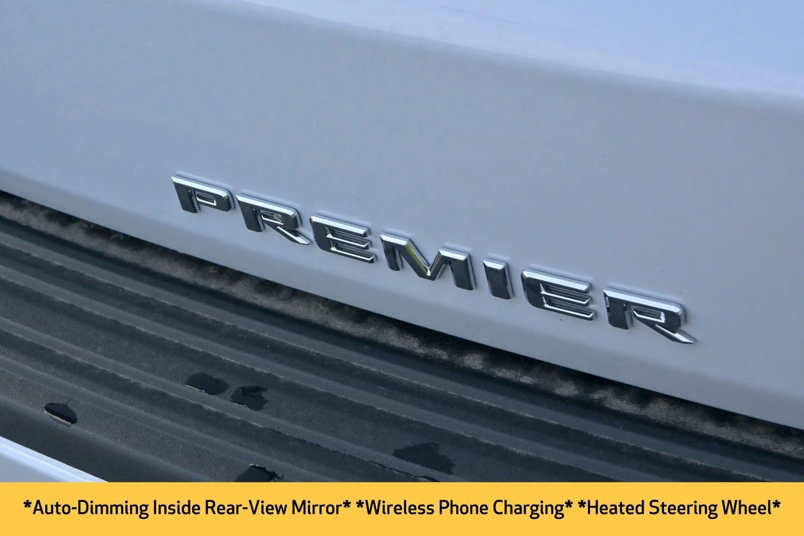 2026 Chevrolet Suburban Premier - Photo 22