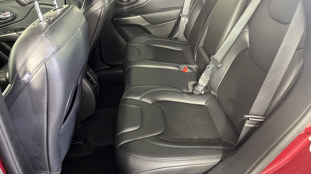 2020 Jeep Cherokee Latitude Plus - Photo 17