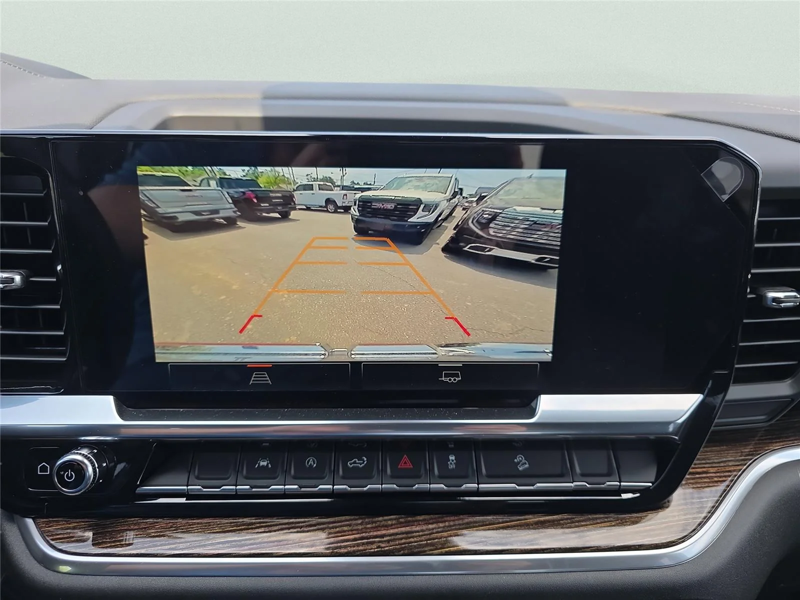New 2026 Sterling Metallic GMC Elevation image 16