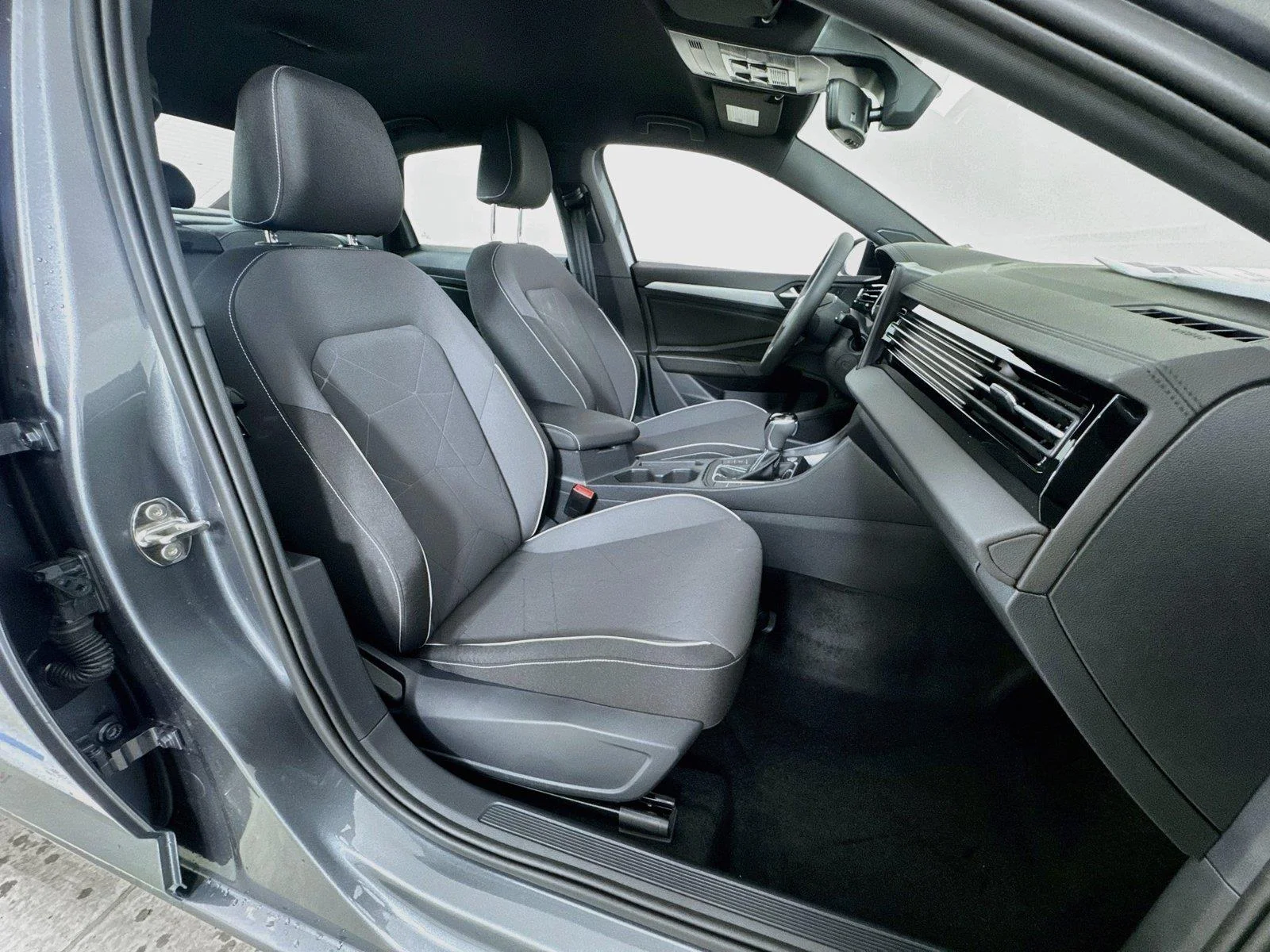 New 2027 GRAY VOLKSWAGEN  image 26