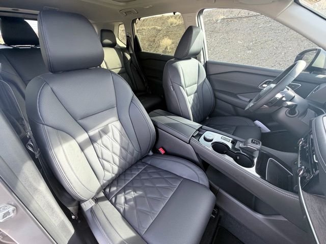 2026 Nissan Rogue Platinum - Photo 34