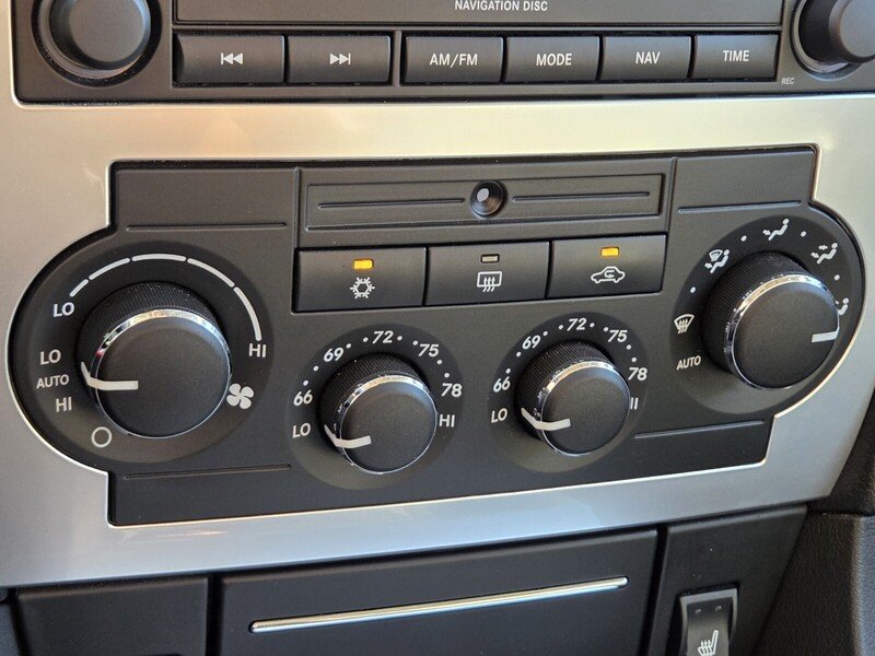 Used 2007 Black Dodge SRT8 image 32