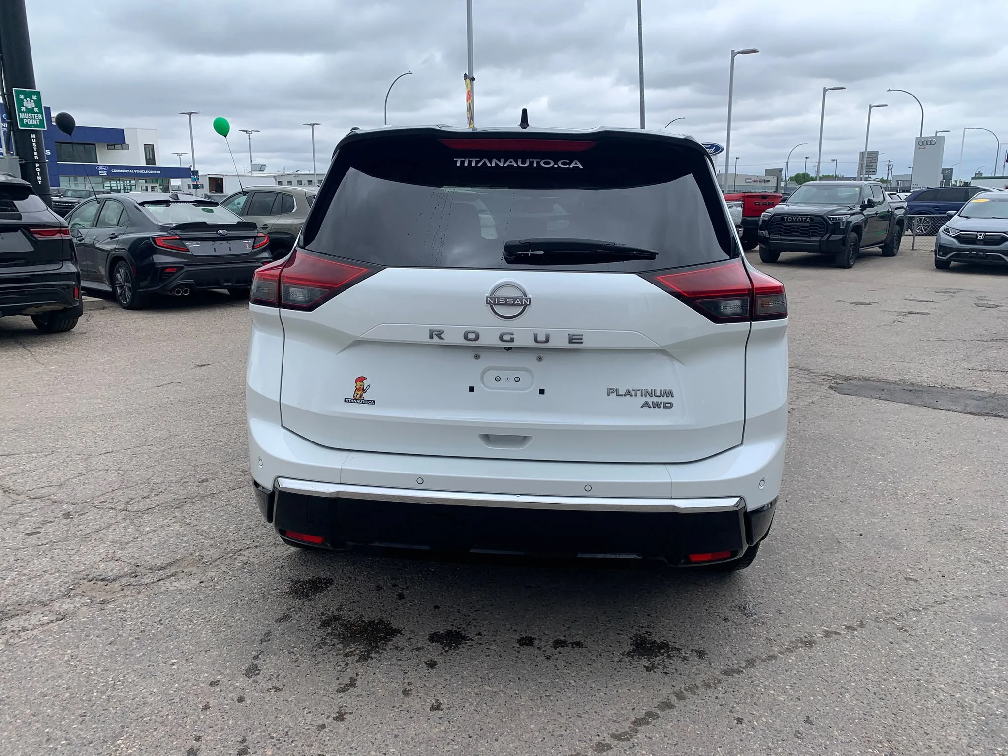 Certified Used 2024 2-Tone Everest White Tricoat Nissan Platinum AWD*Adaptive Cruise | Remote Start | Nav | 360 Cam | Htd Leather | Pano Roof | Htd Wheel image 14