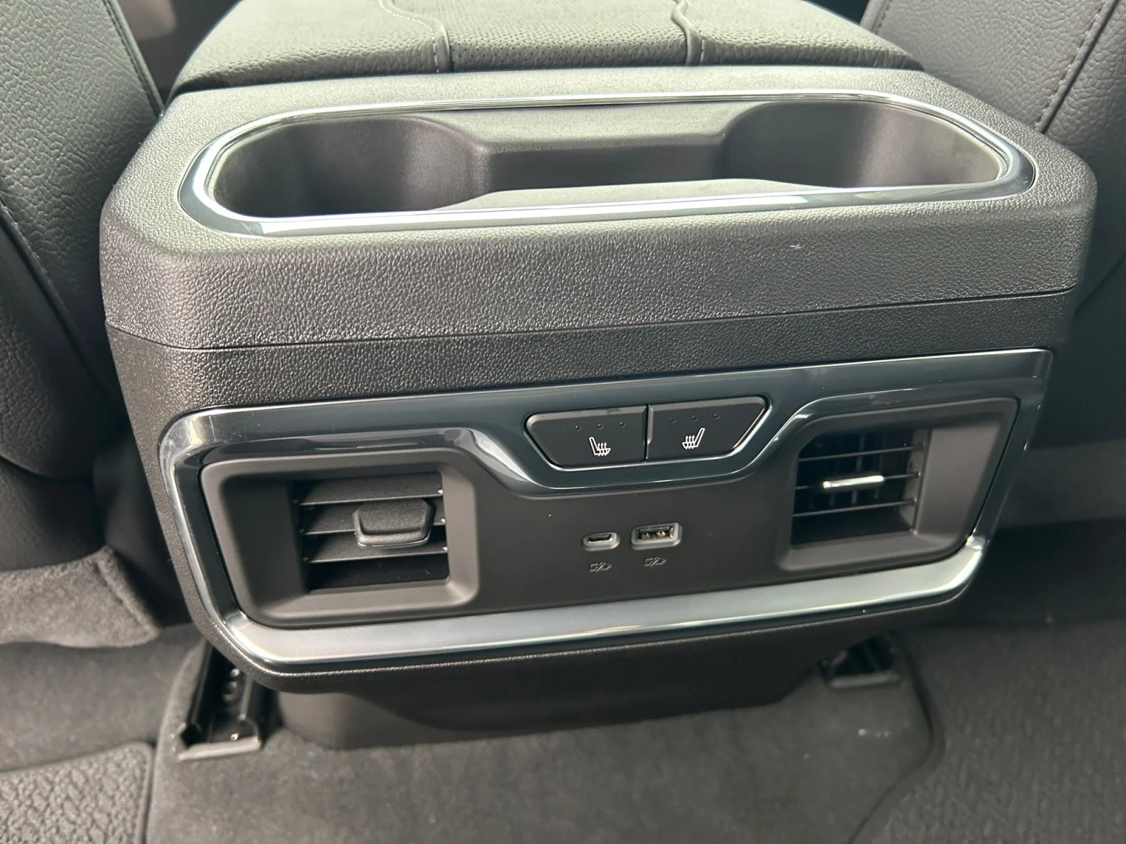 New 2026 Glacier White Tricoat GMC Denali image 20