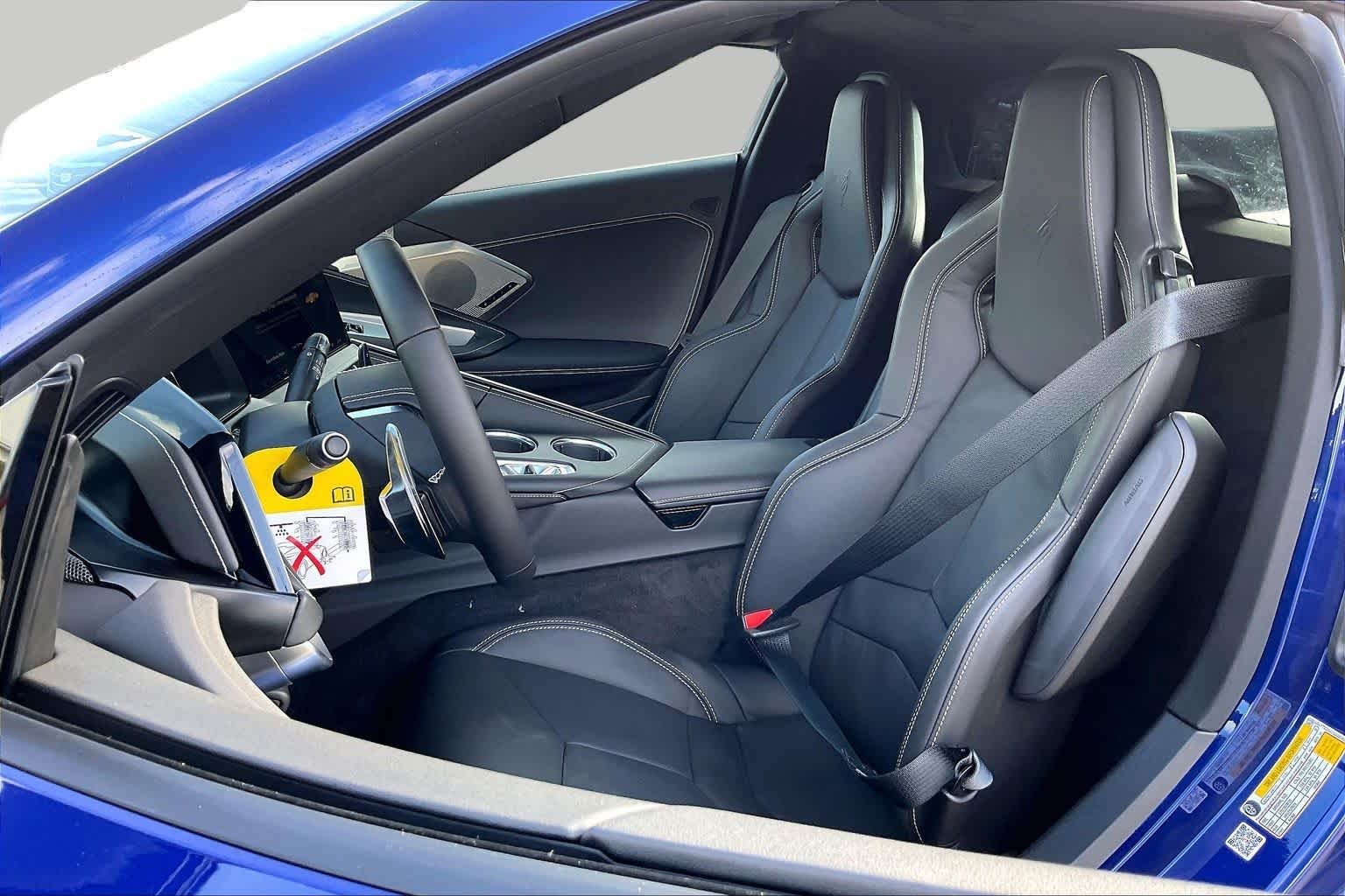 New 2027 Admiral Blue Metallic Chevrolet 2LT image 9