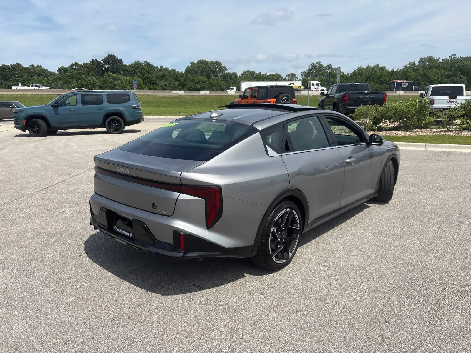 Used 2025 Steel Gray Kia GT-Line image 9