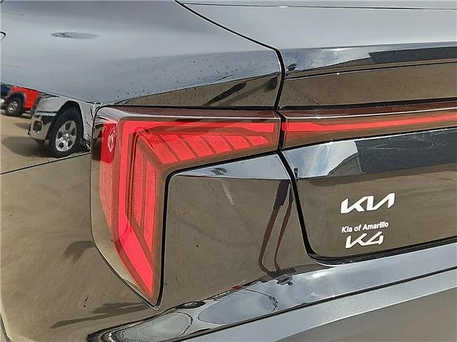 Used 2025 White KIA LXS (IVT) image 7