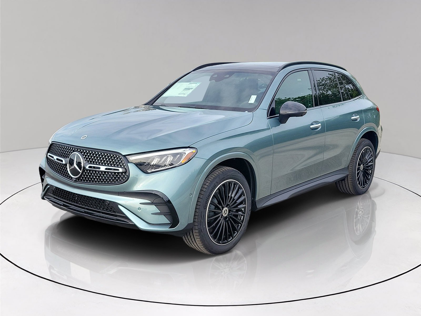 New 2026 Verde Silver Metallic Mercedes-Benz GLC 300 image 3