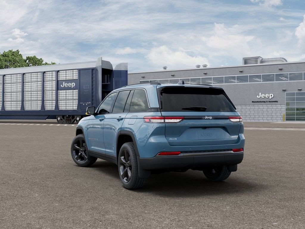 Used 2026 Blue Jeep Limited image 3
