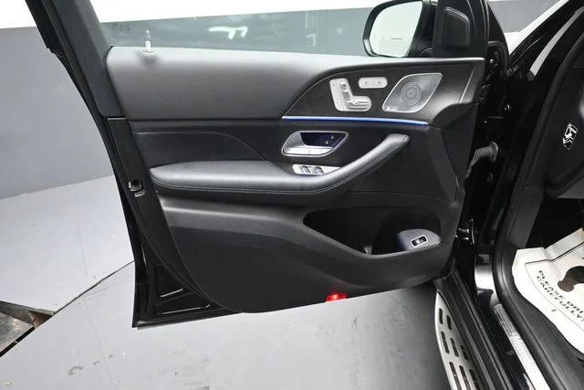 Used 2021 Black Mercedes-Benz GLE 350 image 21