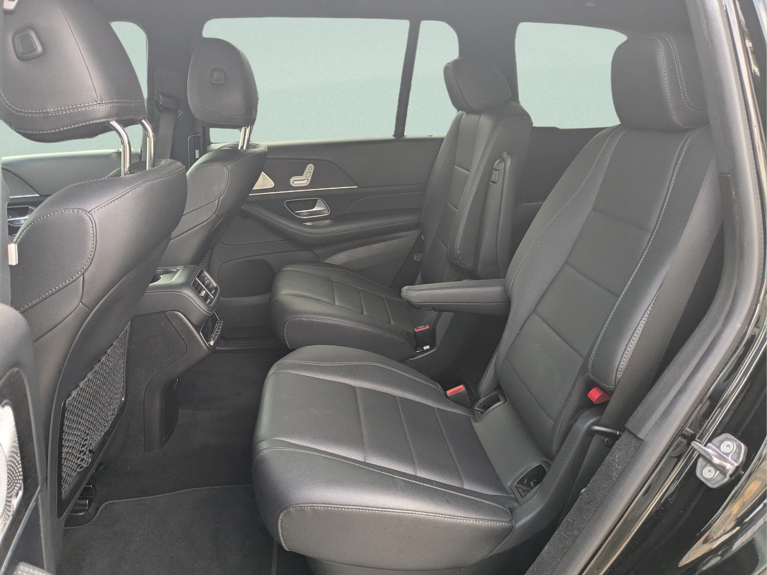 Used 2021 Obsidian Black Metallic Mercedes-Benz GLS 450 image 10