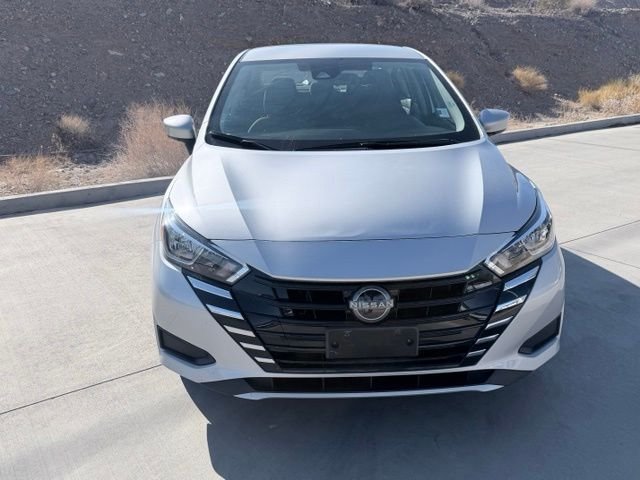 Used 2024 Silver Nissan 1.6 SV image 2