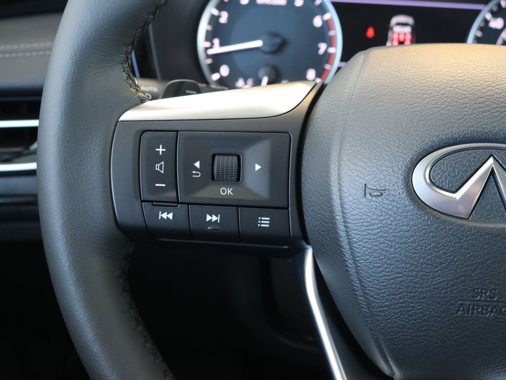Certified Used 2025 Black INFINITI PURE image 12