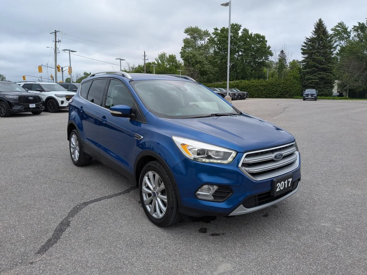 Used 2017 Blue Ford 4wd 4dr Titanium image 3
