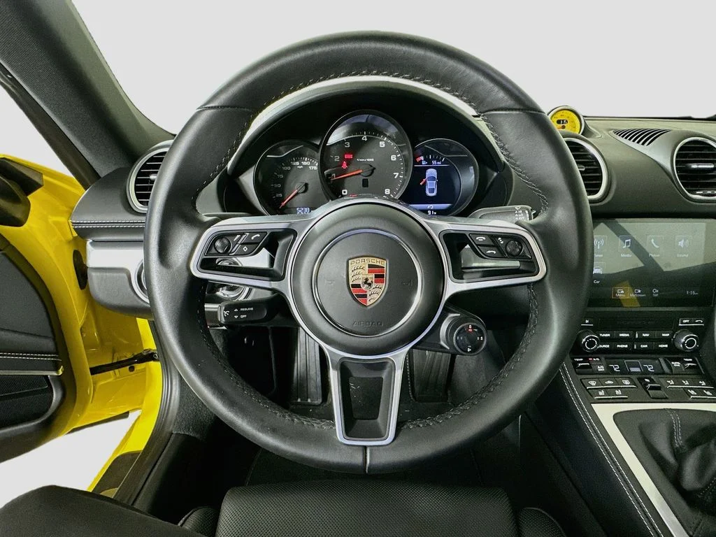 Used 2025 Yellow Porsche Style Edition image 3