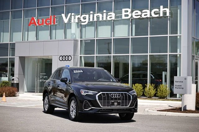 2025 Audi Q3 45 TFSI S Line Premium quattro's photo