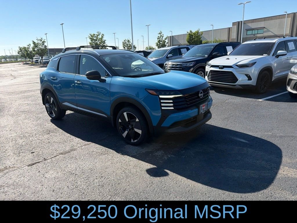 2025 Nissan Kicks SR