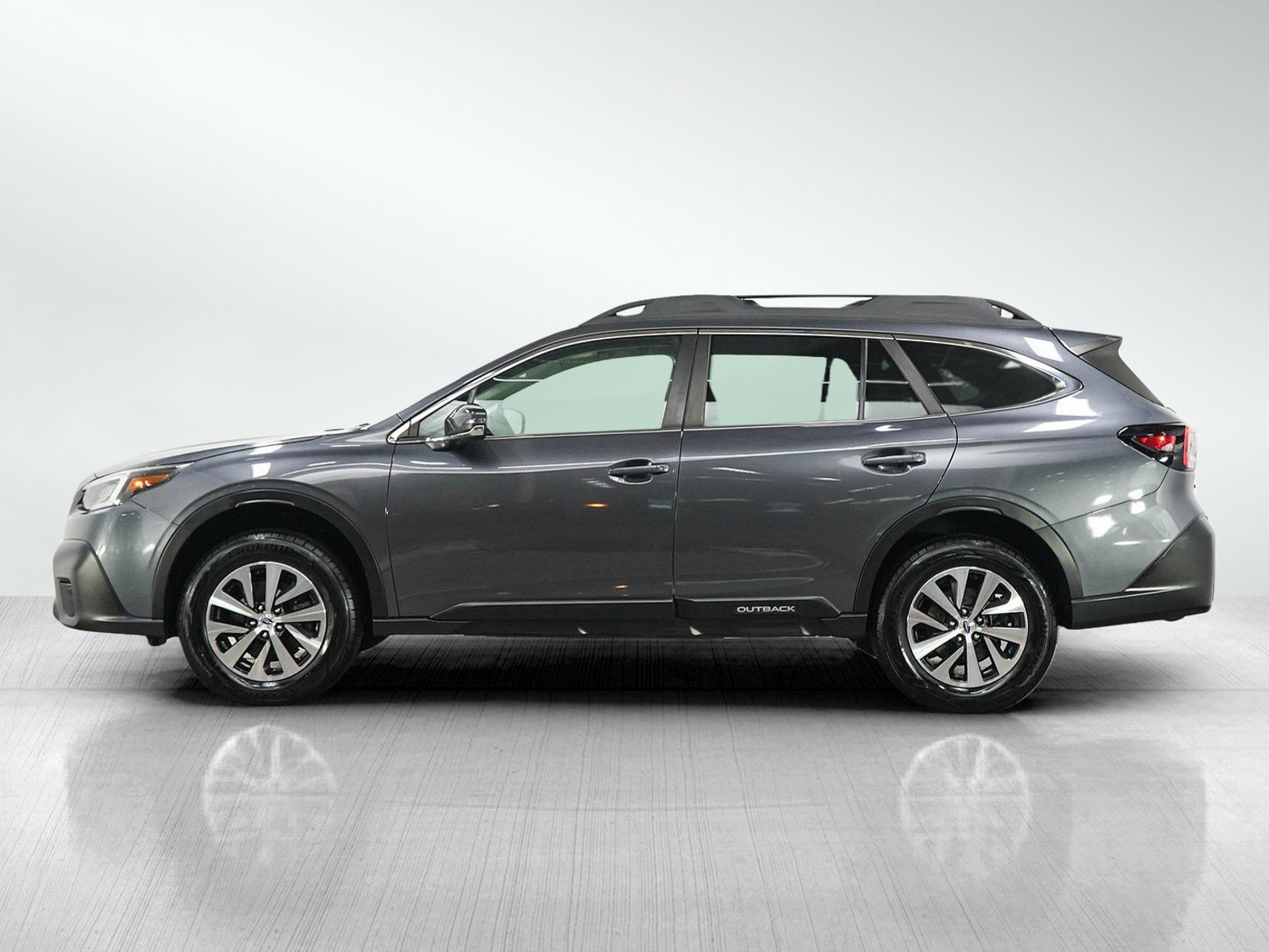 Used 2022 Subaru Outback Premium with VIN 4S4BTADC6N3124365 for sale in Burnsville, Minnesota