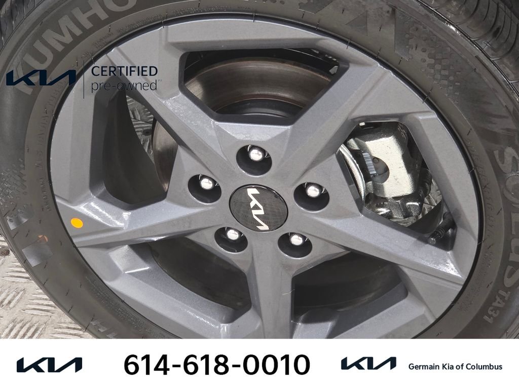Certified Used 2026 White Kia LXS image 12