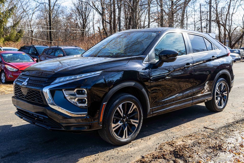 2023 Mitsubishi Eclipse Cross SE photo 3