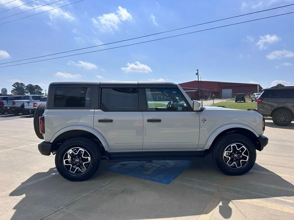 New 2026 Avalanche Ford Outer Banks image 5